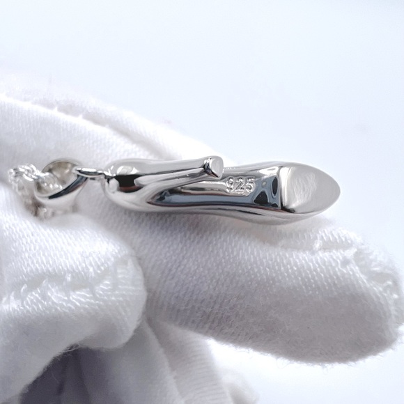 .925 Sterling Silver High Heel Shoe Necklace - Picture 15 of 17